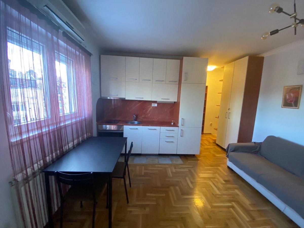 Galiastan Apartamento Belgrado Exterior foto